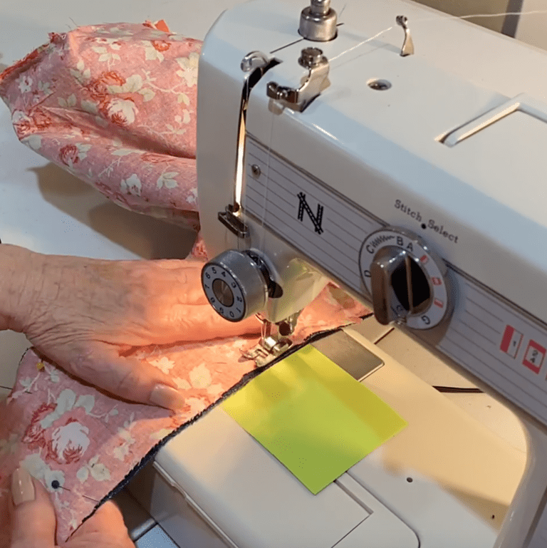 DIY Hobo bag pattern super easy and versatile Nana Sews