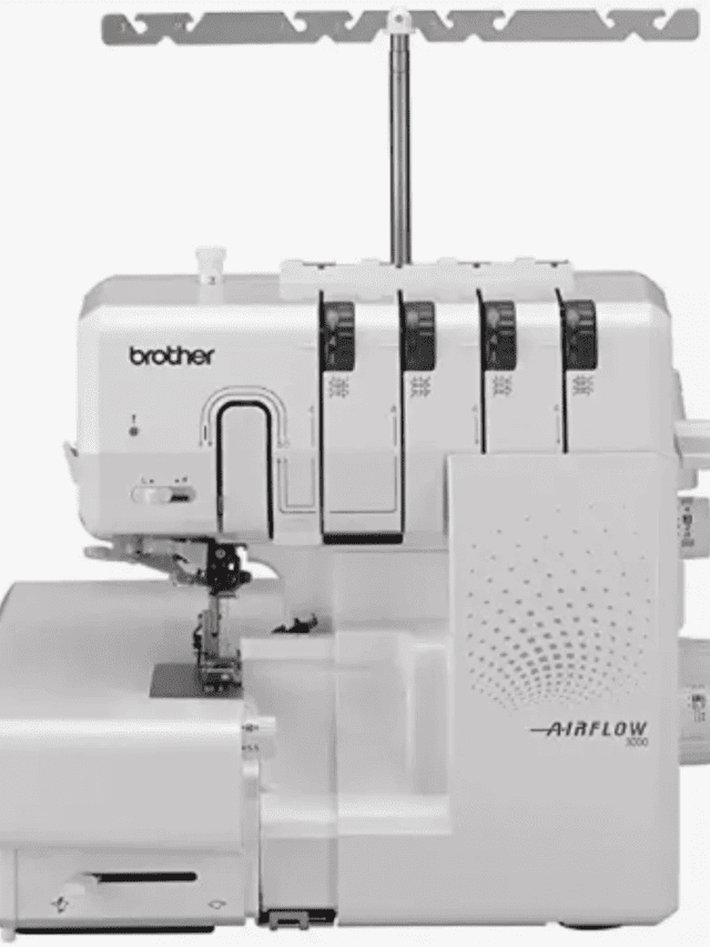What is the Difference Between a Sewing Machine and a Serger