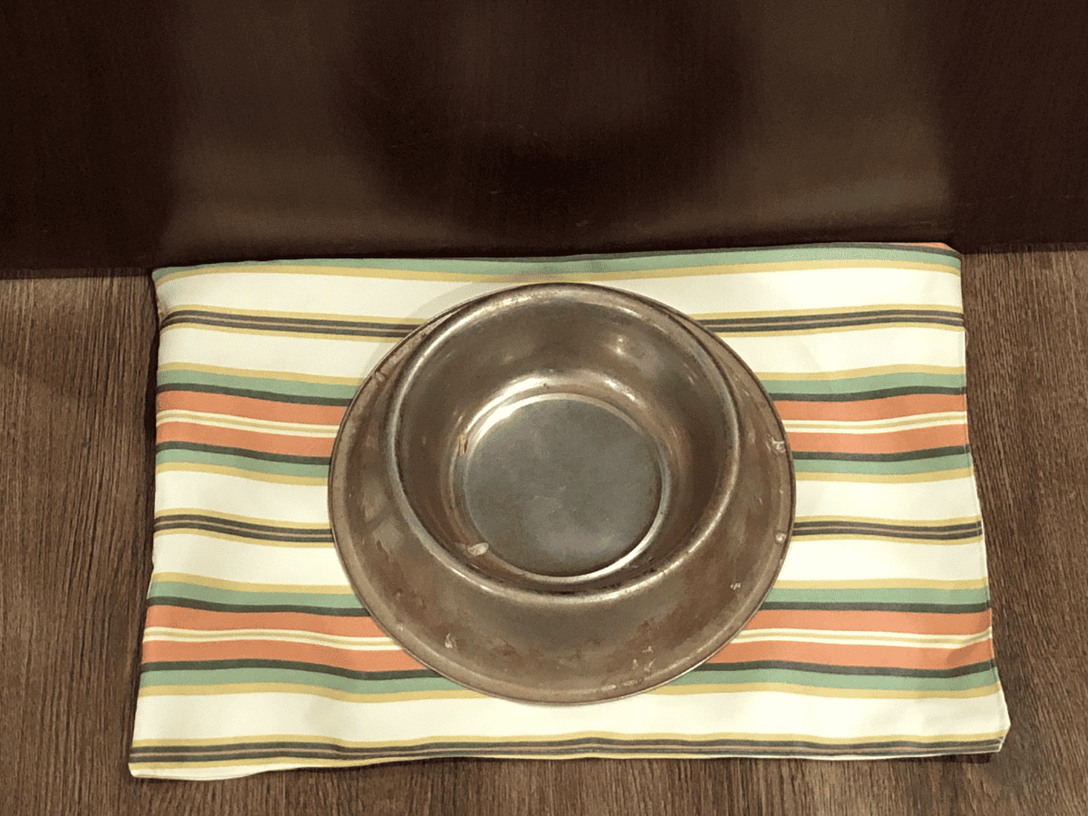 Pet Food Mat Easy 30minute Sewing Tutorial for Your Pet Nana Sews