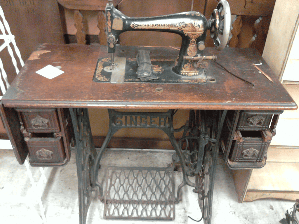 For Sale: Singer Sewing Machine & Singer Serger - Old Harbour Road