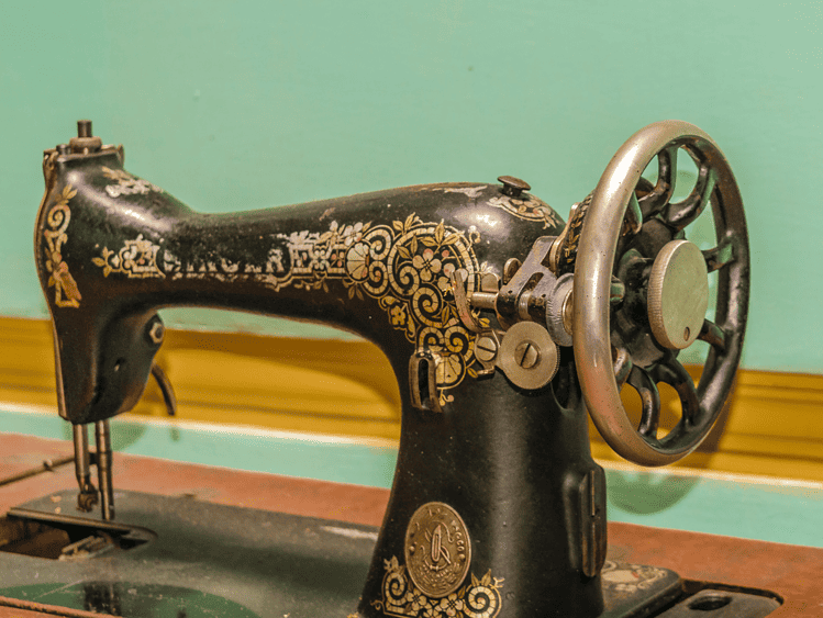 Singer Sewing Machine Models by Year from 1800 Nana Sews