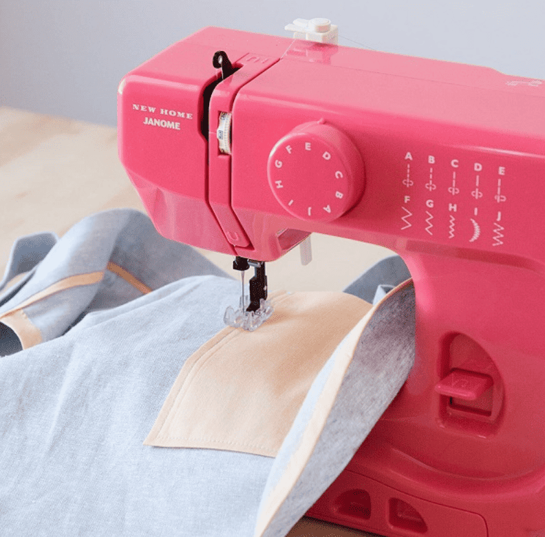 JUCVNB Mini Sewing Machine for Beginners & Kids w/ Portable 12 Built-in  Stitches