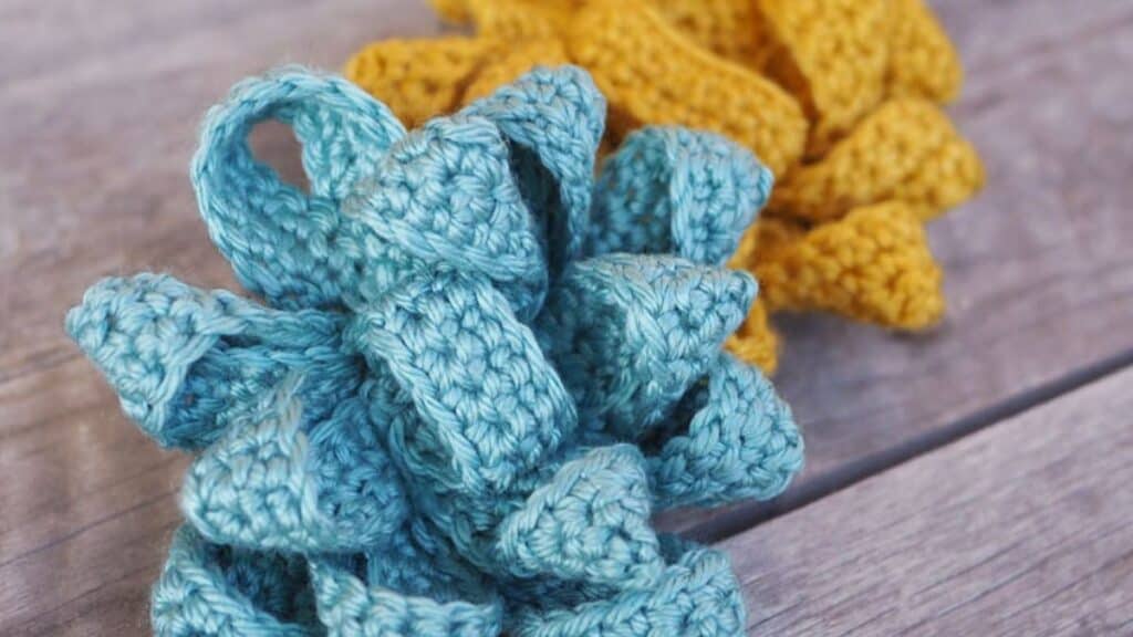 13 Easy Crochet Projects For Beginners - Nana Sews