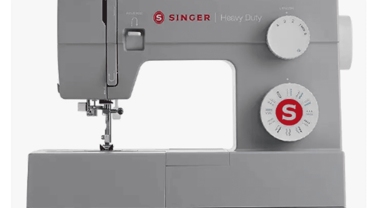 Singer Sewing Machine Reviews: Best Machines For Sewers? - Nana Sews