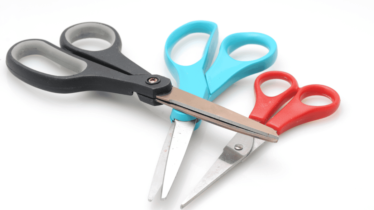 3 pairs of scissors