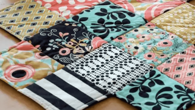 Easy Table Topper Patterns - Nana Sews