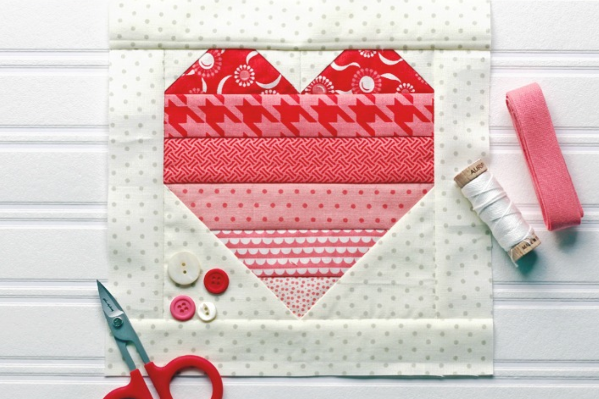 Will block with red and pink rectangle fabric