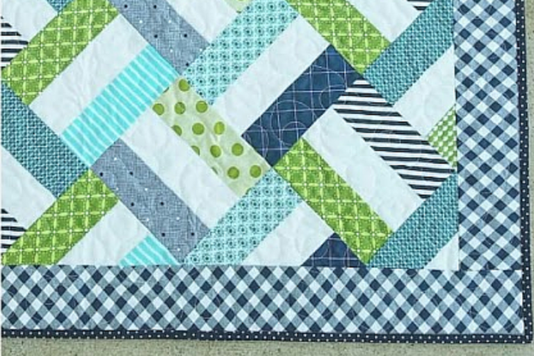 Quilt pattern with different shades of blues and greens